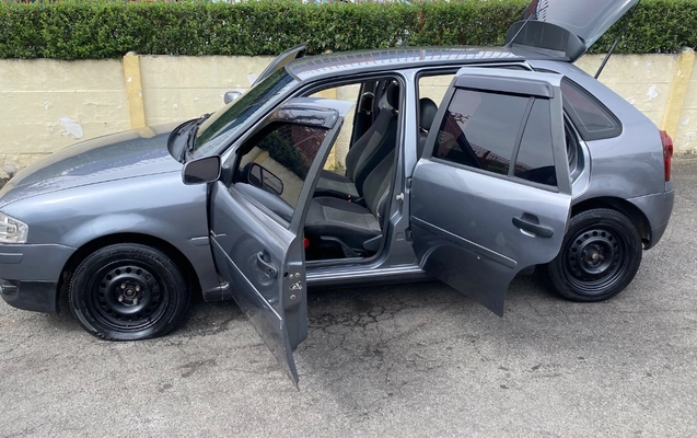 imagem-https://www.socarrao.com.br/sc-vehicle-images-prod/4121228/1790351129410-SU1HXzE0NjIuanBlZw.jpeg