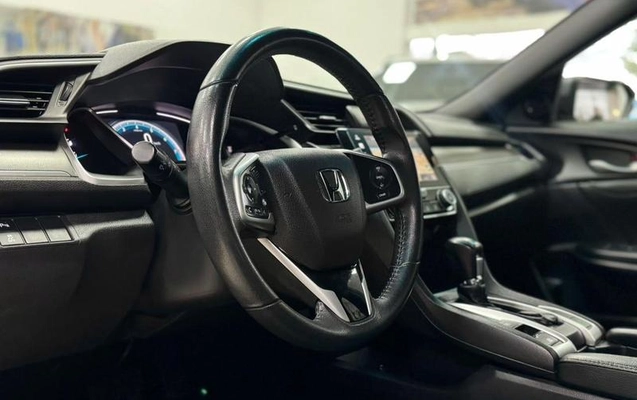 imagem-https://www.socarrao.com.br/sc-vehicle-images-prod/4121232/1791552299473-8509911_8_B_2037da1706.jpeg