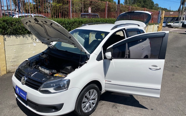 imagem-https://www.socarrao.com.br/sc-vehicle-images-prod/4121305/1790351195397-SU1HXzE1MTcuanBlZw.jpeg