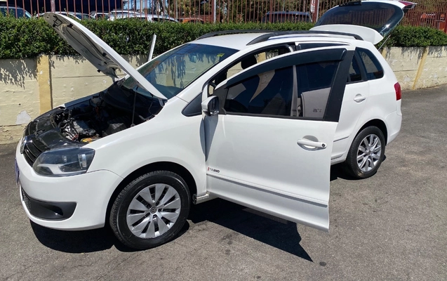 imagem-https://www.socarrao.com.br/sc-vehicle-images-prod/4121305/1790351195446-SU1HXzE1MTguanBlZw.jpeg