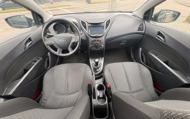imagem-https://www.socarrao.com.br/sc-vehicle-images-prod/4121406/1790350852199-V2hhdHNBcHAgSW1hZ2UgMjAyNi0wOS0yMyBhdCAxMy4zNy40NiAoMSkuanBlZw.jpeg