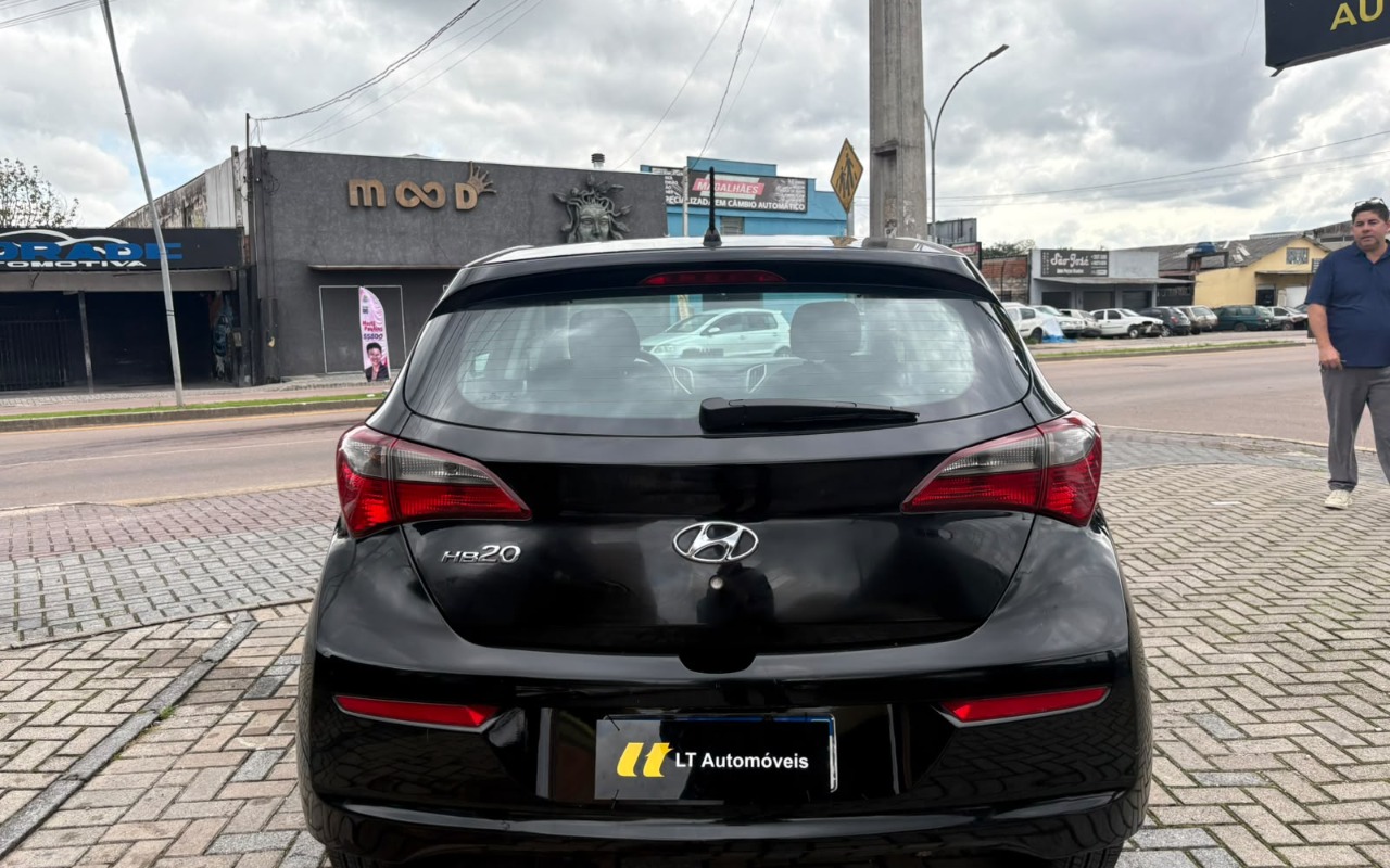 imagem-https://www.socarrao.com.br/sc-vehicle-images-prod/4121406/1790350852554-V2hhdHNBcHAgSW1hZ2UgMjAyNi0wOS0yMyBhdCAxMy4zNy40NyAoMSkuanBlZw.jpeg