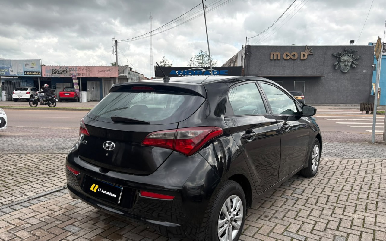 imagem-https://www.socarrao.com.br/sc-vehicle-images-prod/4121406/1790350852829-V2hhdHNBcHAgSW1hZ2UgMjAyNi0wOS0yMyBhdCAxMy4zNy40Ny5qcGVn.jpeg