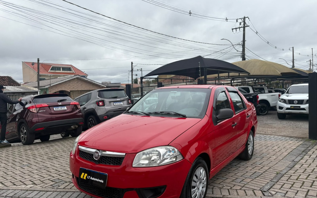 Fiat Siena 2013 Vermelho — foto 1 de 3