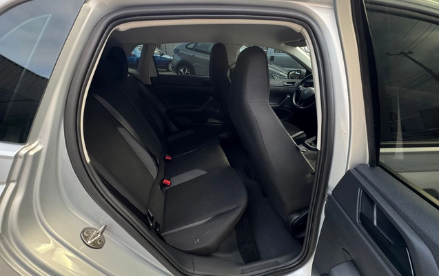 imagem-https://www.socarrao.com.br/sc-vehicle-images-prod/4121552/1790351258326-003_915597948cb981f09b4ed3a5cc7aeae1.jpeg