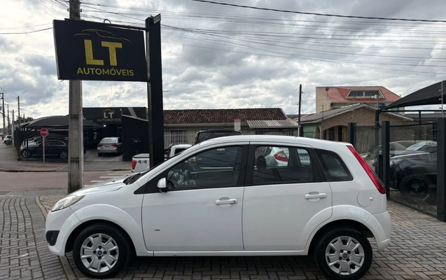 imagem-https://www.socarrao.com.br/sc-vehicle-images-prod/4121600/1790351555513-V2hhdHNBcHAgSW1hZ2UgMjAyNi0wOS0yMyBhdCAxMy4zOC4wNiAoMSkuanBlZw.jpeg