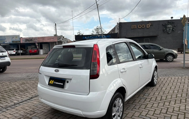 imagem-https://www.socarrao.com.br/sc-vehicle-images-prod/4121600/1790351555810-V2hhdHNBcHAgSW1hZ2UgMjAyNi0wOS0yMyBhdCAxMy4zOC4wNyAoMikuanBlZw.jpeg