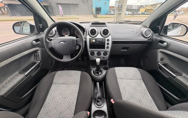 imagem-https://www.socarrao.com.br/sc-vehicle-images-prod/4121600/1790351555980-V2hhdHNBcHAgSW1hZ2UgMjAyNi0wOS0yMyBhdCAxMy4zOC4wOCAoMSkuanBlZw.jpeg