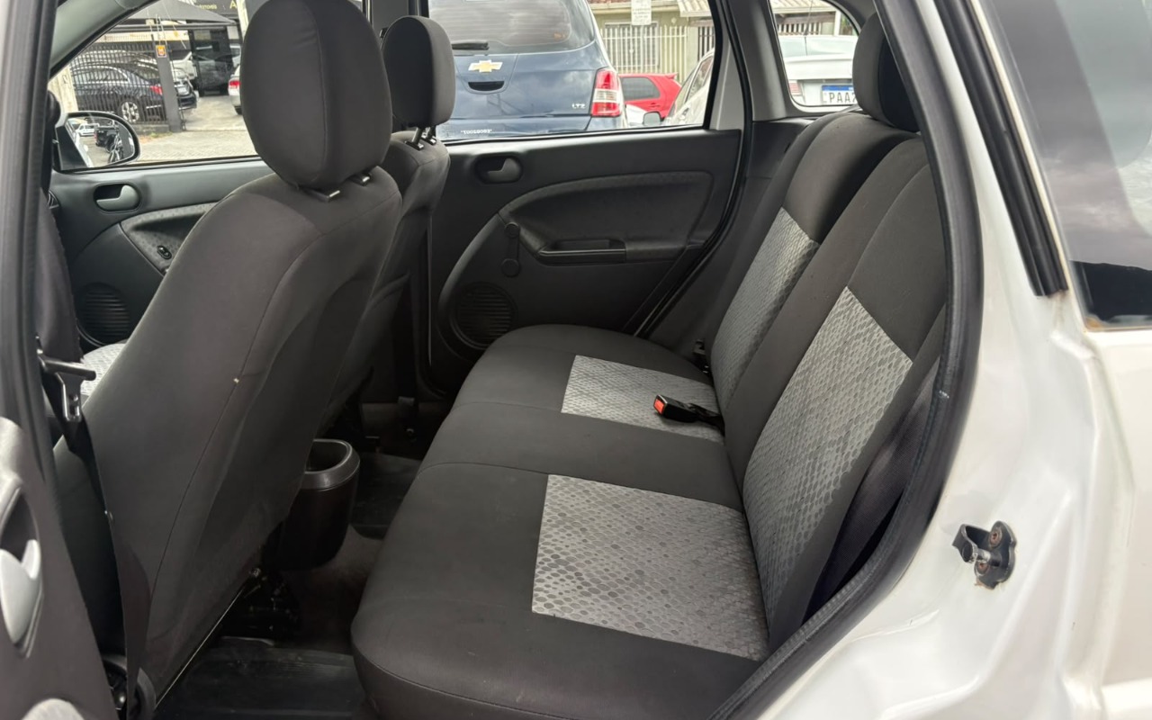 imagem-https://www.socarrao.com.br/sc-vehicle-images-prod/4121600/1790351556244-V2hhdHNBcHAgSW1hZ2UgMjAyNi0wOS0yMyBhdCAxMy4zOC4wOC5qcGVn.jpeg