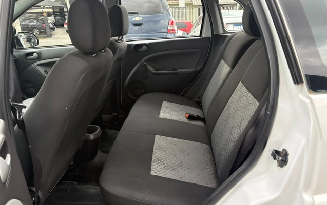 imagem-https://www.socarrao.com.br/sc-vehicle-images-prod/4121600/1790351556244-V2hhdHNBcHAgSW1hZ2UgMjAyNi0wOS0yMyBhdCAxMy4zOC4wOC5qcGVn.jpeg