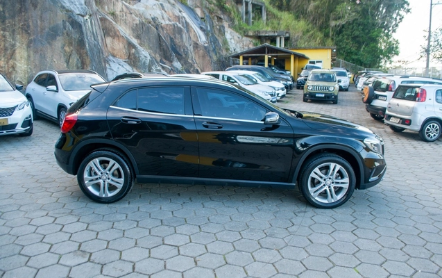 imagem-https://www.socarrao.com.br/sc-vehicle-images-prod/4121859/1790352038503-a89467bed08b4d85813d64c4602501de_1790351498425.jpg