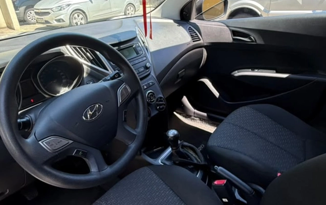 imagem-https://www.socarrao.com.br/sc-vehicle-images-prod/4121863/1790352397450-V2hhdHNBcHAgSW1hZ2UgMjAyNi0wOS0yNSBhdCAxMi41My4yNi5qcGVn.jpeg