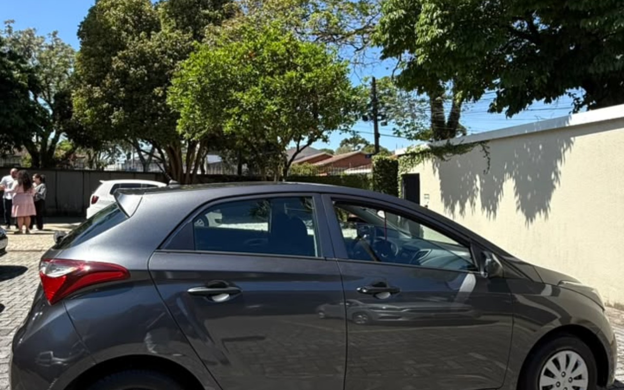 imagem-https://www.socarrao.com.br/sc-vehicle-images-prod/4121863/1790352398386-V2hhdHNBcHAgSW1hZ2UgMjAyNi0wOS0yNSBhdCAxMi41My4zMC5qcGVn.jpeg