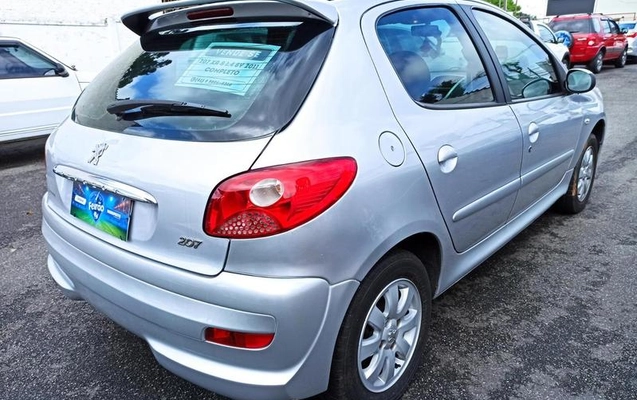 imagem-https://www.socarrao.com.br/sc-vehicle-images-prod/4121926/1790352462386-8474063_3_B_2f3aa9c318.jpeg