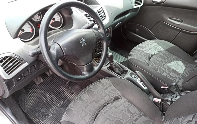 imagem-https://www.socarrao.com.br/sc-vehicle-images-prod/4121926/1790352462387-8474063_7_B_b14659aa06.jpeg