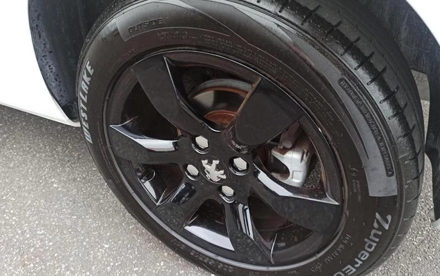 imagem-https://www.socarrao.com.br/sc-vehicle-images-prod/4121929/1790352465608-8488156_6_B_91646b8979.jpeg