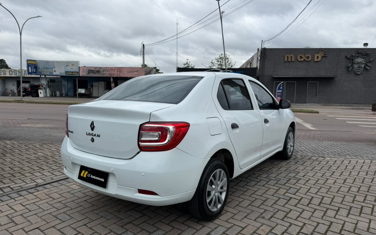 imagem-https://www.socarrao.com.br/sc-vehicle-images-prod/4121993/1790352535506-V2hhdHNBcHAgSW1hZ2UgMjAyNi0wOS0yNCBhdCAxNS4zMi4yNyAoMSkuanBlZw.jpeg