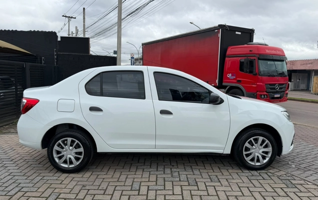 imagem-https://www.socarrao.com.br/sc-vehicle-images-prod/4121993/1790352535974-V2hhdHNBcHAgSW1hZ2UgMjAyNi0wOS0yNCBhdCAxNS4zMi4yNy5qcGVn.jpeg