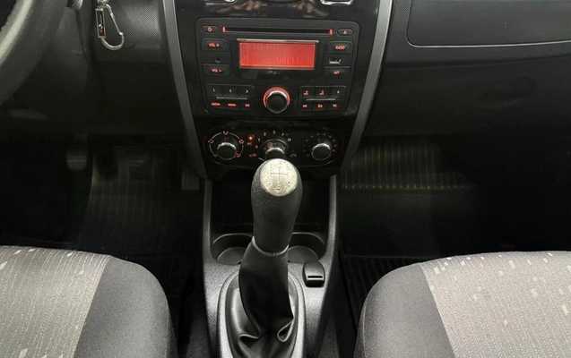 imagem-https://www.socarrao.com.br/sc-vehicle-images-prod/4122040/1790352582545-8502010_10_B_d78ebcfccc.jpeg