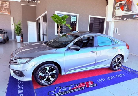 Honda Civic 2018 Prata — foto 1 de 3