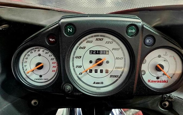 imagem-https://www.socarrao.com.br/sc-vehicle-images-prod/4122726/1791997794090-8510917_6_B_354a72e857.jpeg