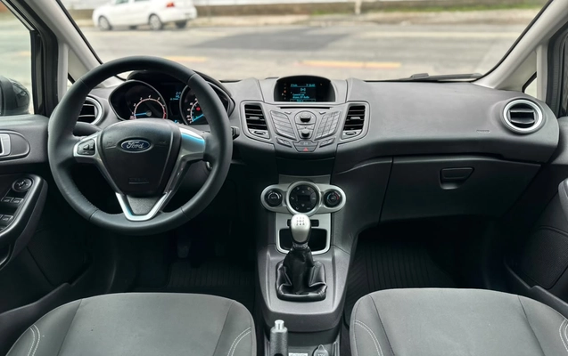 imagem-https://www.socarrao.com.br/sc-vehicle-images-prod/4122861/1790354197176-003_f4cdfb12ce926f9a660f173622fc228f.jpg