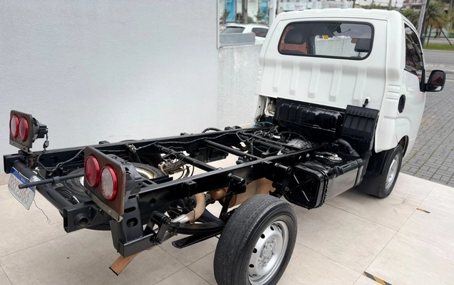 imagem-https://www.socarrao.com.br/sc-vehicle-images-prod/4122862/1790354198173-V2hhdHNBcHAgSW1hZ2UgMjAyNi0wOS0yMyBhdCAxMy4xNy4wMy5qcGVn.jpeg