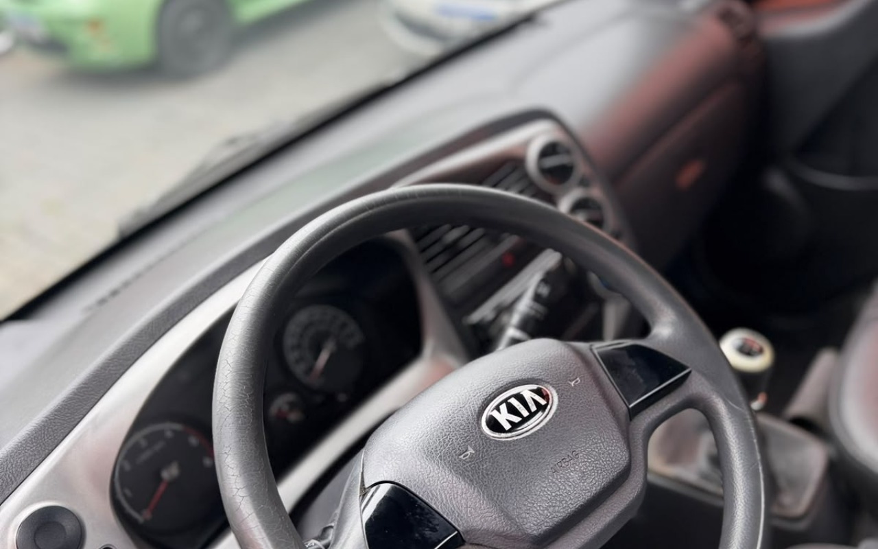 imagem-https://www.socarrao.com.br/sc-vehicle-images-prod/4122862/1790354198382-V2hhdHNBcHAgSW1hZ2UgMjAyNi0wOS0yMyBhdCAxMy4xNy4wNC5qcGVn.jpeg