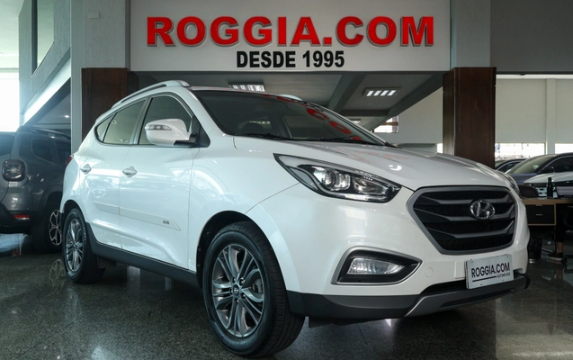 imagem-https://www.socarrao.com.br/sc-vehicle-images-prod/4122869/1790354199326-cf2304ad-ed2d-4548-acf7-2ef9f727eca7.jpg