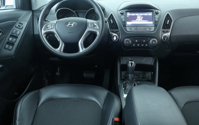 imagem-https://www.socarrao.com.br/sc-vehicle-images-prod/4122869/1790354199332-fdcabb0c-bfc9-4bde-8173-417923e567bf.jpg