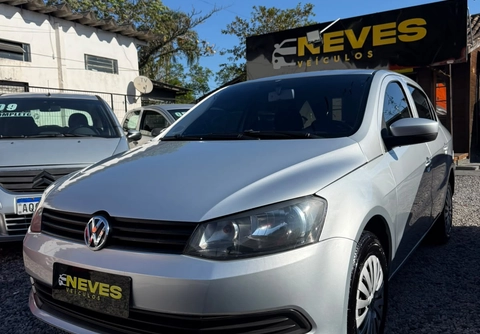 Volkswagen Voyage 2015 Prata — foto 1 de 3