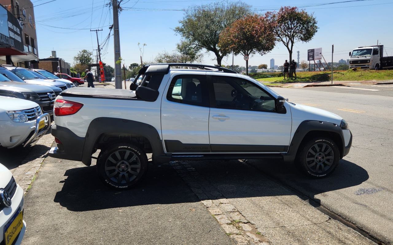 imagem-https://www.socarrao.com.br/sc-vehicle-images-prod/4123007/1790354715085-MjAyNjA5MjVfMTExODEzLmpwZw.jpg