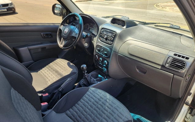 imagem-https://www.socarrao.com.br/sc-vehicle-images-prod/4123007/1790354715530-MjAyNjA5MjVfMTEyMTI1LmpwZw.jpg