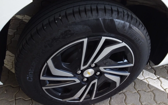 imagem-https://www.socarrao.com.br/sc-vehicle-images-prod/4123188/1790354927108-1_014843.jpg