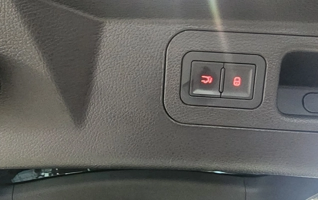 imagem-https://www.socarrao.com.br/sc-vehicle-images-prod/4123229/1790355139597-pqfNaG3YyGckjJhdXnAbcwyDFf7c2juA.jpg