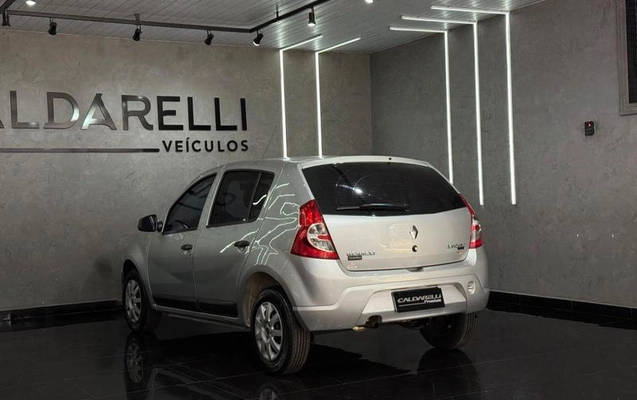 imagem-https://www.socarrao.com.br/sc-vehicle-images-prod/4123308/1790708026042-8513164_4_B_334156d31d.jpeg