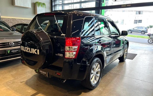 imagem-https://www.socarrao.com.br/sc-vehicle-images-prod/4123324/1790355442346-8513628_12_B_1b39510b96.jpeg