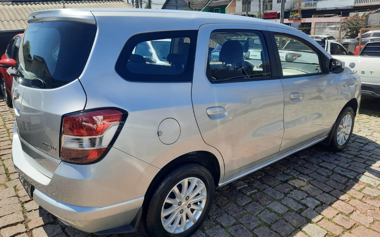 imagem-https://www.socarrao.com.br/sc-vehicle-images-prod/4123515/1790355770072-V2hhdHNBcHAgSW1hZ2UgMjAyNi0wOS0yNSBhdCAxMy4yMS4wNyAoMSkuanBlZw.jpeg