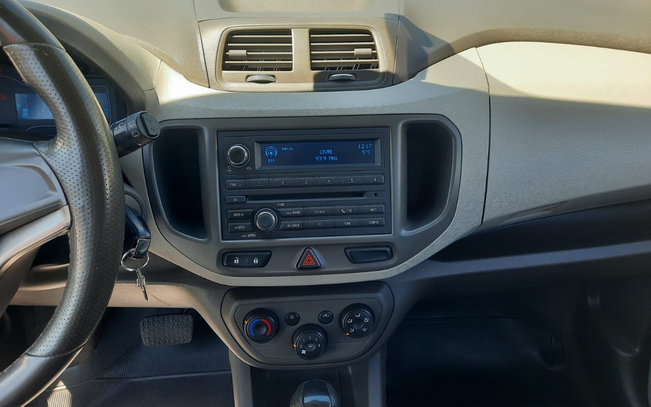 imagem-https://www.socarrao.com.br/sc-vehicle-images-prod/4123515/1790355771073-V2hhdHNBcHAgSW1hZ2UgMjAyNi0wOS0yNSBhdCAxMy4yMS4xMS5qcGVn.jpeg
