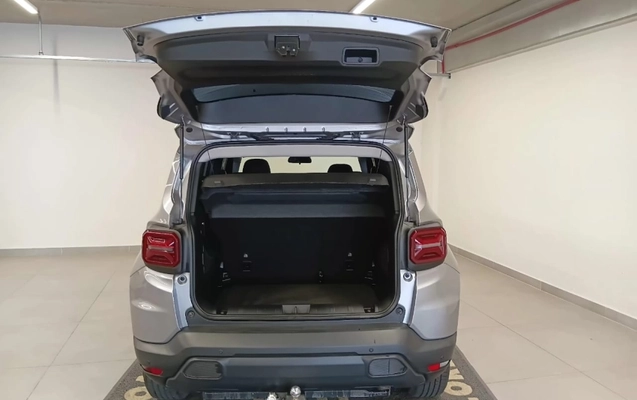 imagem-https://www.socarrao.com.br/sc-vehicle-images-prod/4123616/1790356142437-6l9dBbLKlPaRRuPwVQdSUxeZOCfS3y7D.jpg