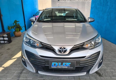 Toyota Yaris 2020 Prata — foto 1 de 3
