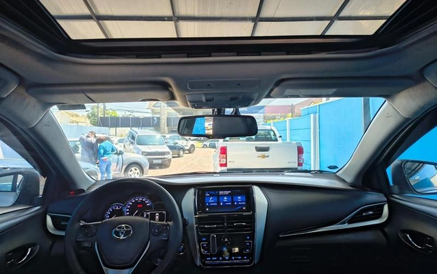 imagem-https://www.socarrao.com.br/sc-vehicle-images-prod/4123751/1790356288283-8512833_8_B_596bc35135.jpeg