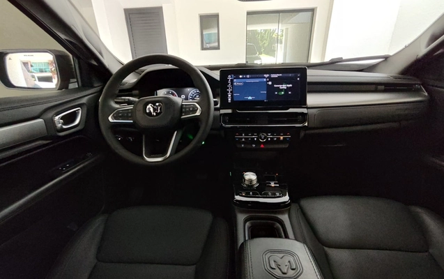 imagem-https://www.socarrao.com.br/sc-vehicle-images-prod/4123837/1790356509450-ZWE2ZDQzNGUtYmM3ZC00NjY0LWE1ZDItN2Q1MDFjZDQ3OTU5LmpwZw.jpg