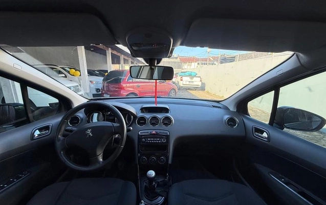 imagem-https://www.socarrao.com.br/sc-vehicle-images-prod/4123895/1791289182204-8492062_15_B_9595123ca7.jpeg