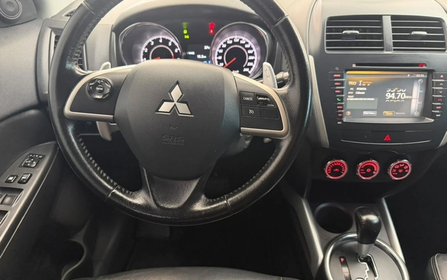 imagem-https://www.socarrao.com.br/sc-vehicle-images-prod/4123920/1790356735794-4c87b410-549e-4286-b72f-cea066e20ff1.jpg