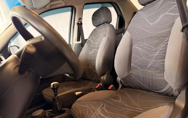 imagem-https://www.socarrao.com.br/sc-vehicle-images-prod/4124122/1790357201986-8384195_10_B_37735f03b1.jpeg