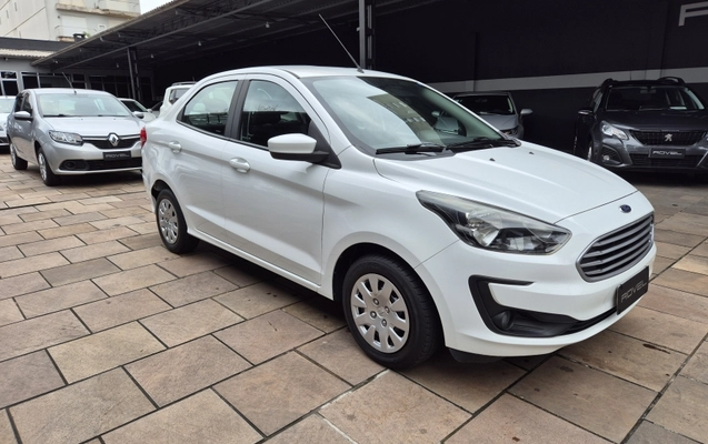 imagem-https://www.socarrao.com.br/sc-vehicle-images-prod/4124132/1790714019109-uRwMOYjrnWAhpQJiJHc20bRSlgqDkvdx.jpg