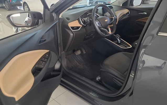 imagem-https://www.socarrao.com.br/sc-vehicle-images-prod/4124308/1790357712874-2816965a-0502-4530-8d70-adbc11e72def20260925141917.jpeg