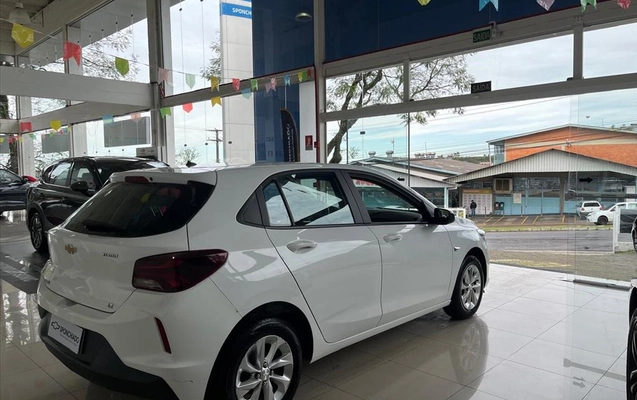 imagem-https://www.socarrao.com.br/sc-vehicle-images-prod/4124371/1790357764464-00a2b105-cb40-4cc6-81a0-e954fdc6847320260729131624.jpeg
