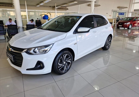 Chevrolet Onix 2024 Branco — foto 1 de 3